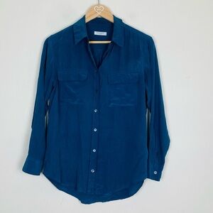 Equipment Femme navy blue silk long sleeve button front shirt. Size Small